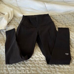 ALO Yoga Kids Black Leggings